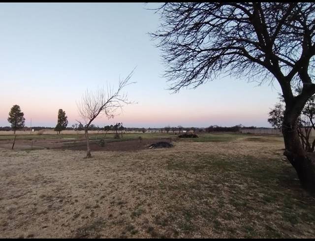 3 BEDROOM HOUSE FOR SALE IN THEOVILLE
